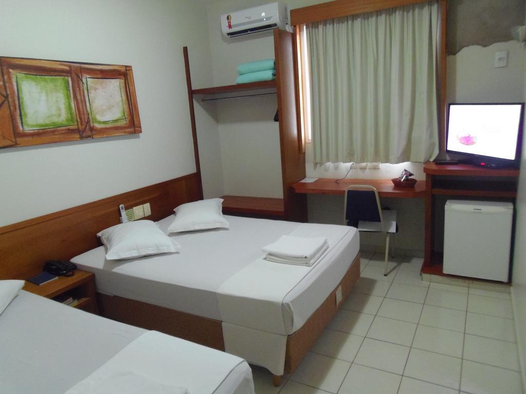 Sanare Hotel Уберландия Экстерьер фото