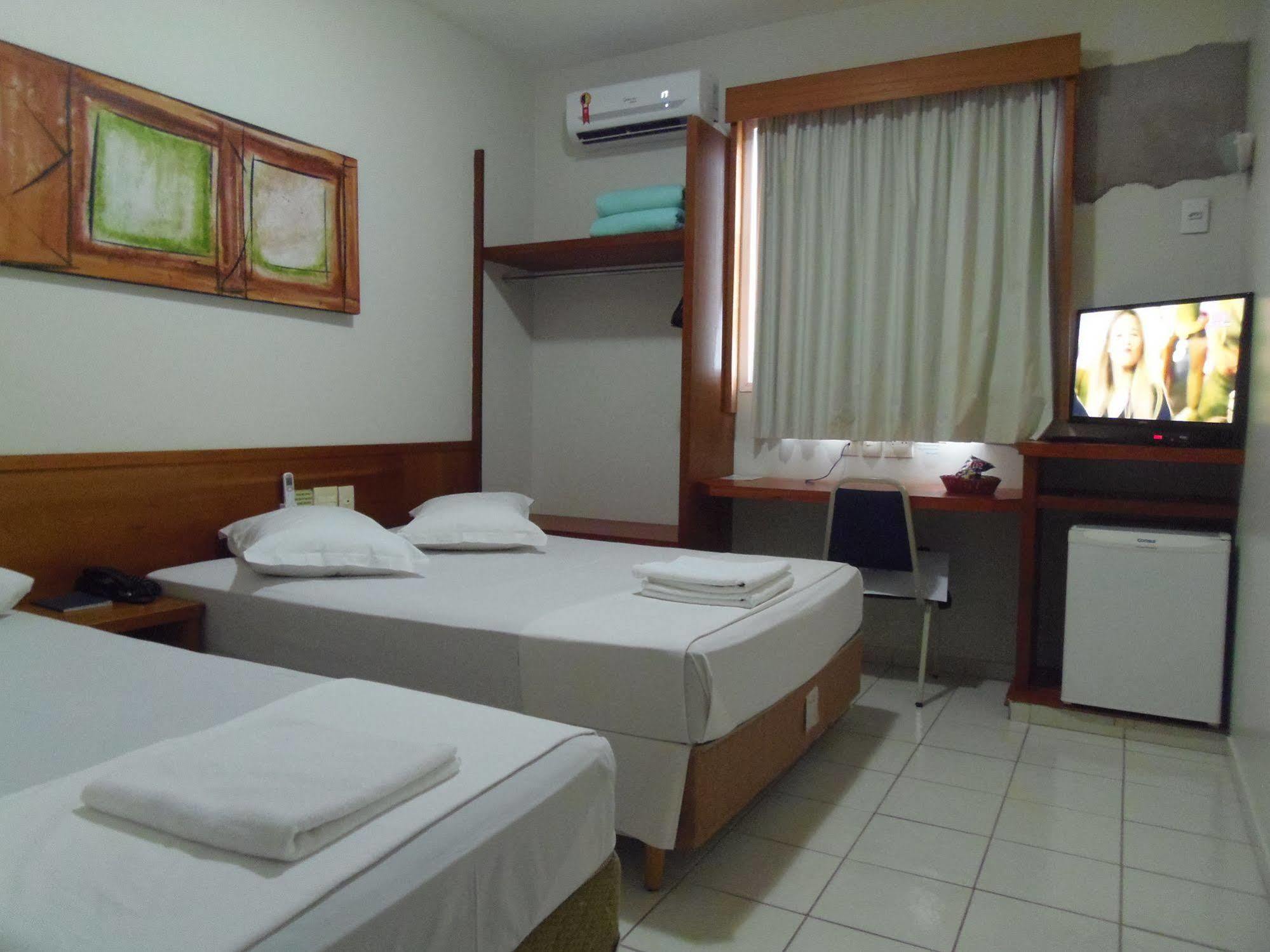 Sanare Hotel Уберландия Экстерьер фото