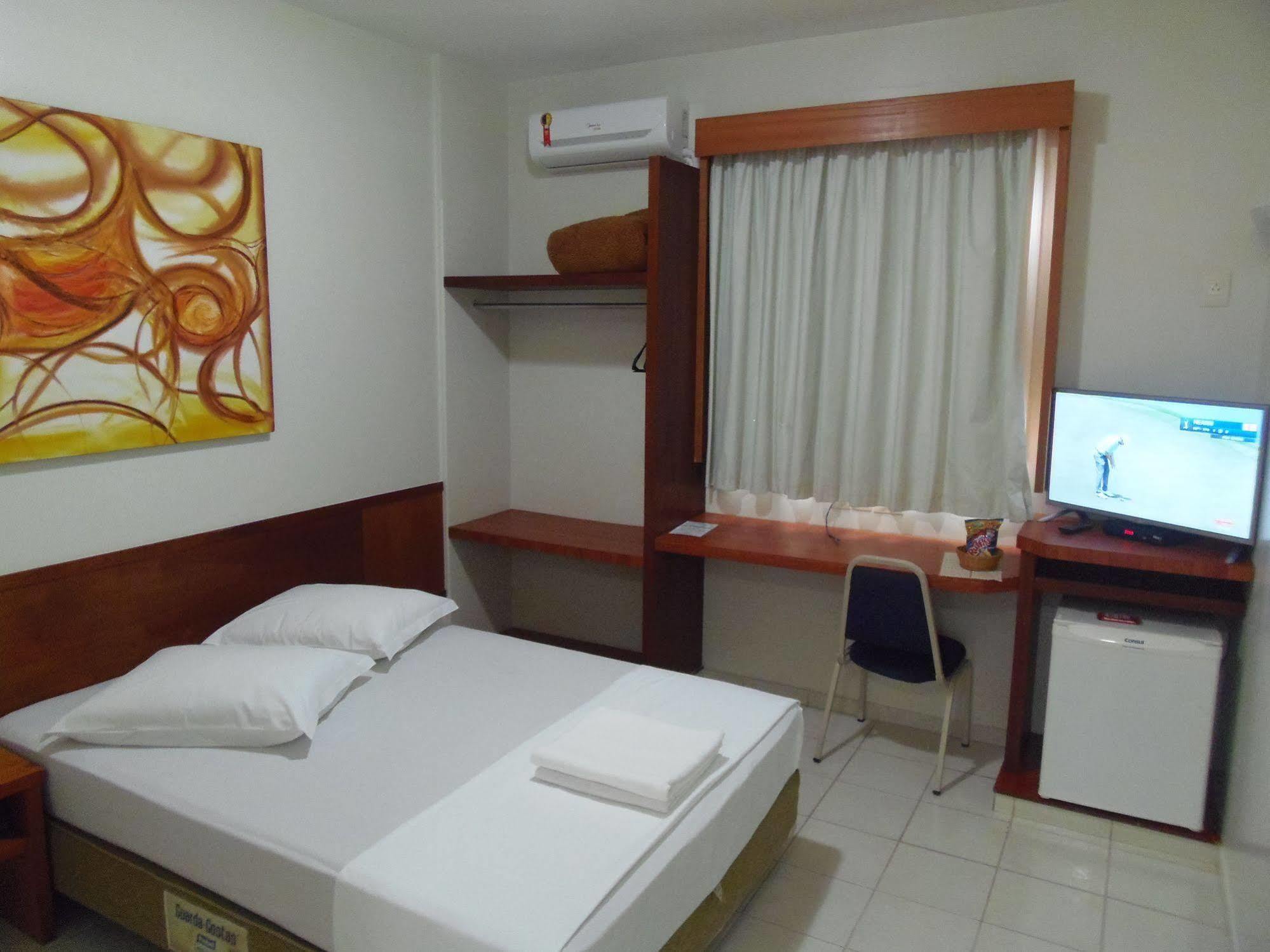 Sanare Hotel Уберландия Экстерьер фото