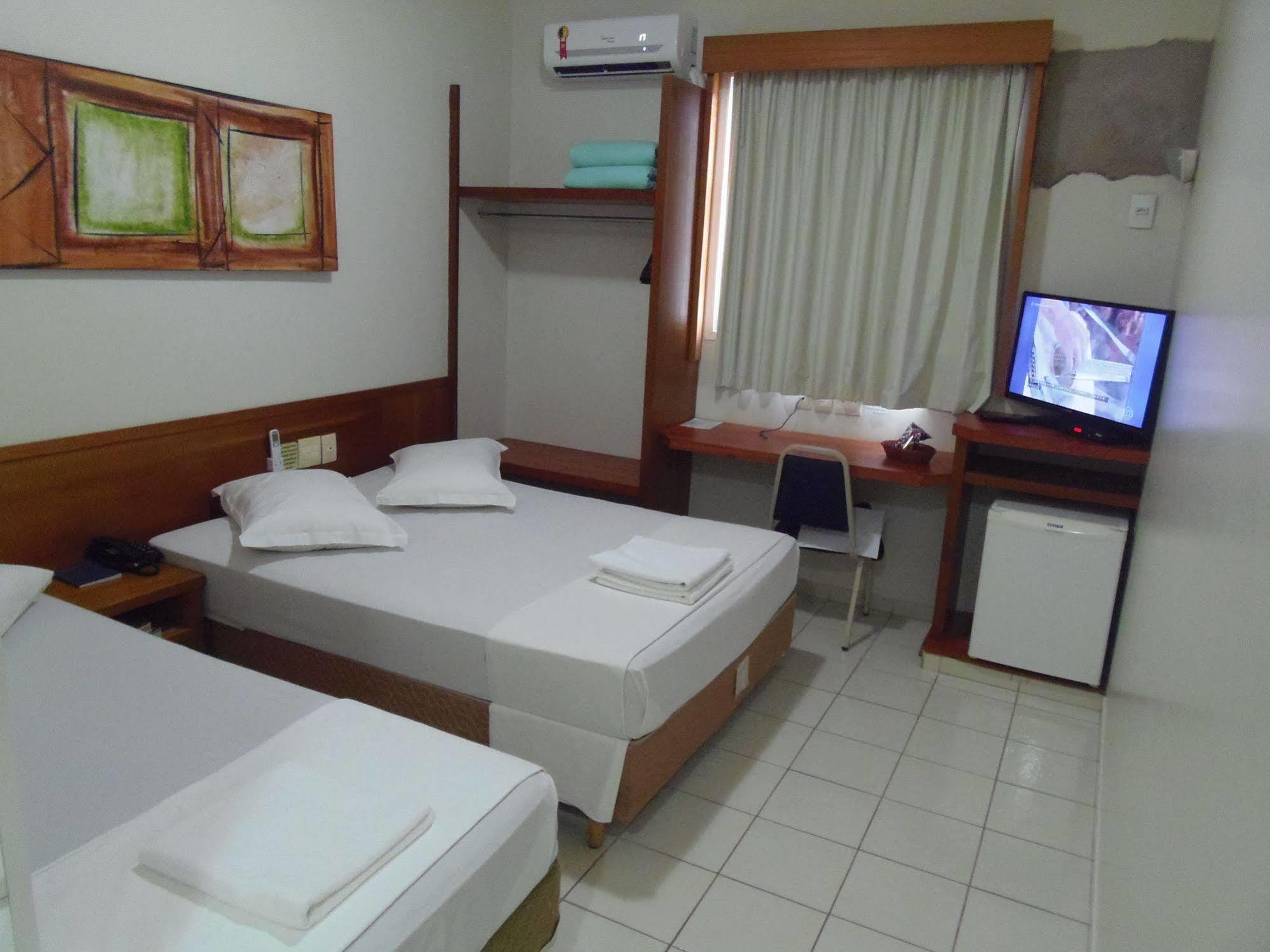 Sanare Hotel Уберландия Экстерьер фото